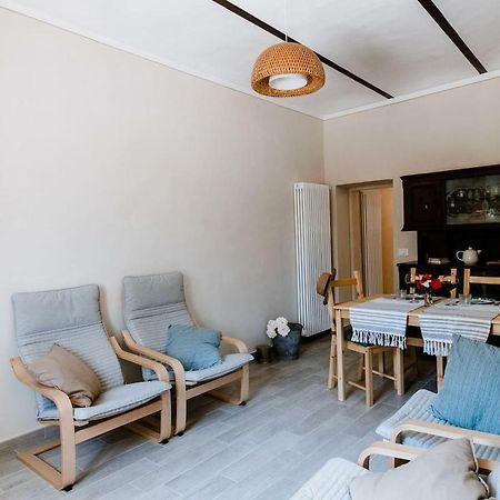 La Quiete Del Roero - Casa Vacanze Nel Verde Monticello d'Alba Ngoại thất bức ảnh
