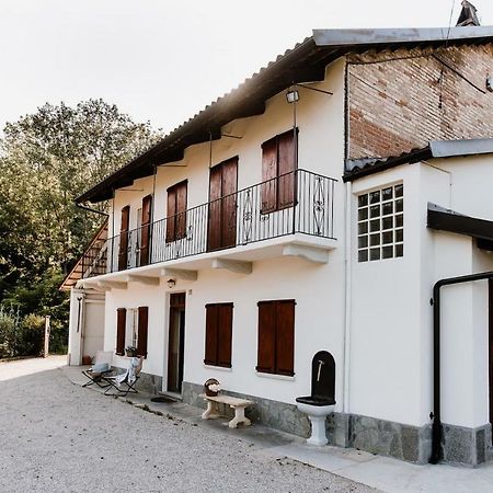 La Quiete Del Roero - Casa Vacanze Nel Verde Monticello d'Alba Ngoại thất bức ảnh